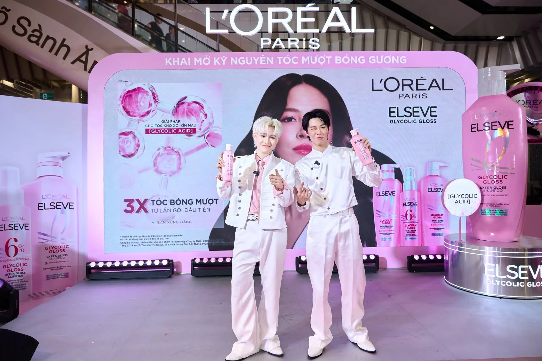 L’Oréal Paris Elseve Glycolic Gloss launch event and experiential Gloss Lab at AEON Mall Hà Đông by GazeFi