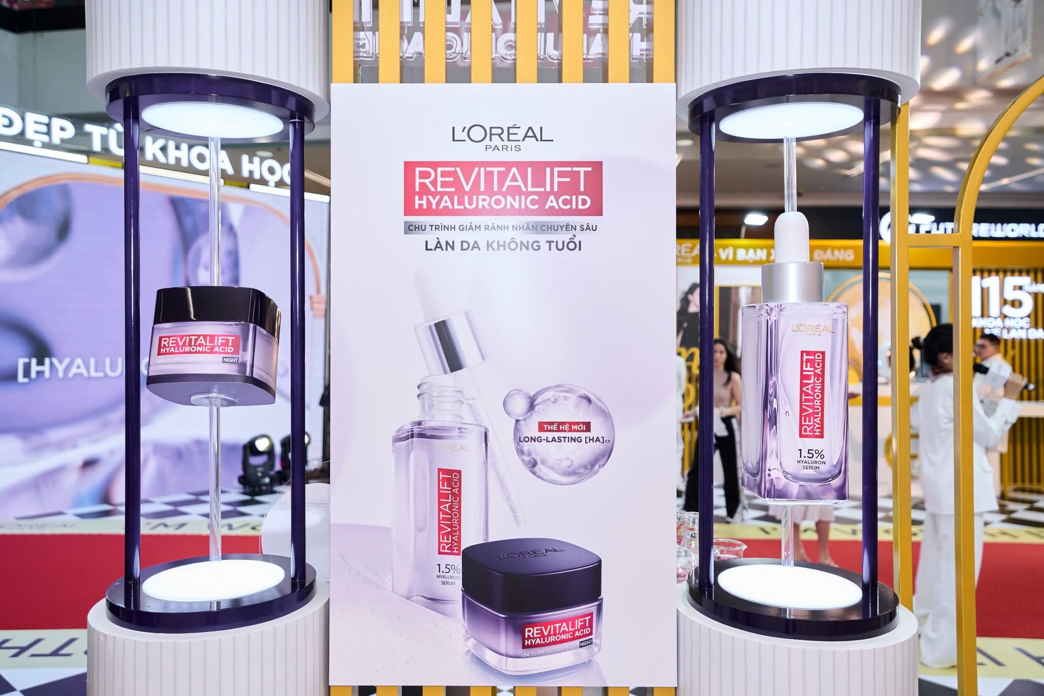 L’Oréal Paris flagship product showcase with Hasaki partnership